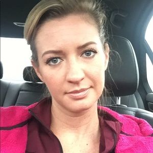 Meet your Posher, Alecia